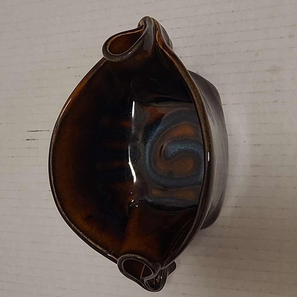 Signed Hilborn Canadian Studio Pottery Brown Pinch Bowl